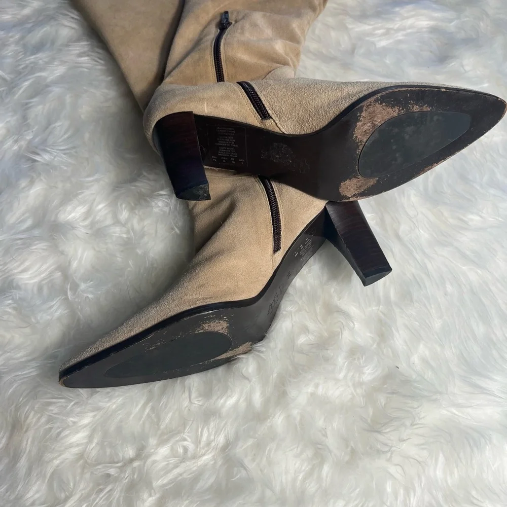 KENNETH COLE POINTED TOE PULL ON SUEDE BOOTS TAN COLOR SIZE 71/2 - Picture 9 of 14